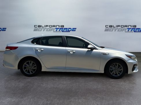 Used 2020 Kia Optima LX FWD image 4