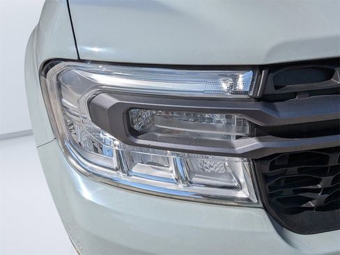 Used 2023 Ford Maverick XLT image 9