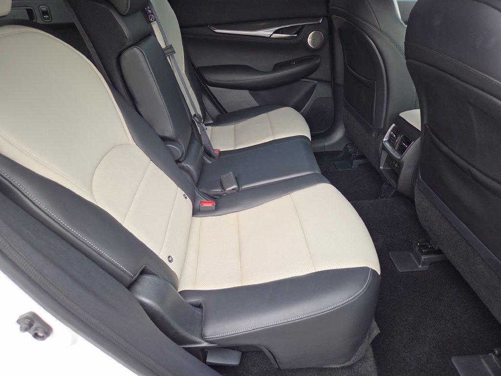 Used 2023 INFINITI QX55 Essential AWD/4WD image 5
