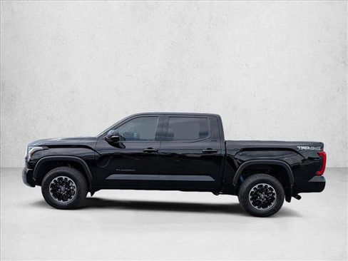 Used 2025 Toyota Tundra SR5 AWD/4WD image 9