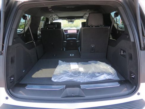 New 2026 Cadillac Escalade ESV Platinum Sport w/ LPO, ONYX Package AWD/4WD image 25