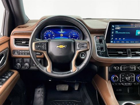 Used 2024 Chevrolet Tahoe High Country image 5