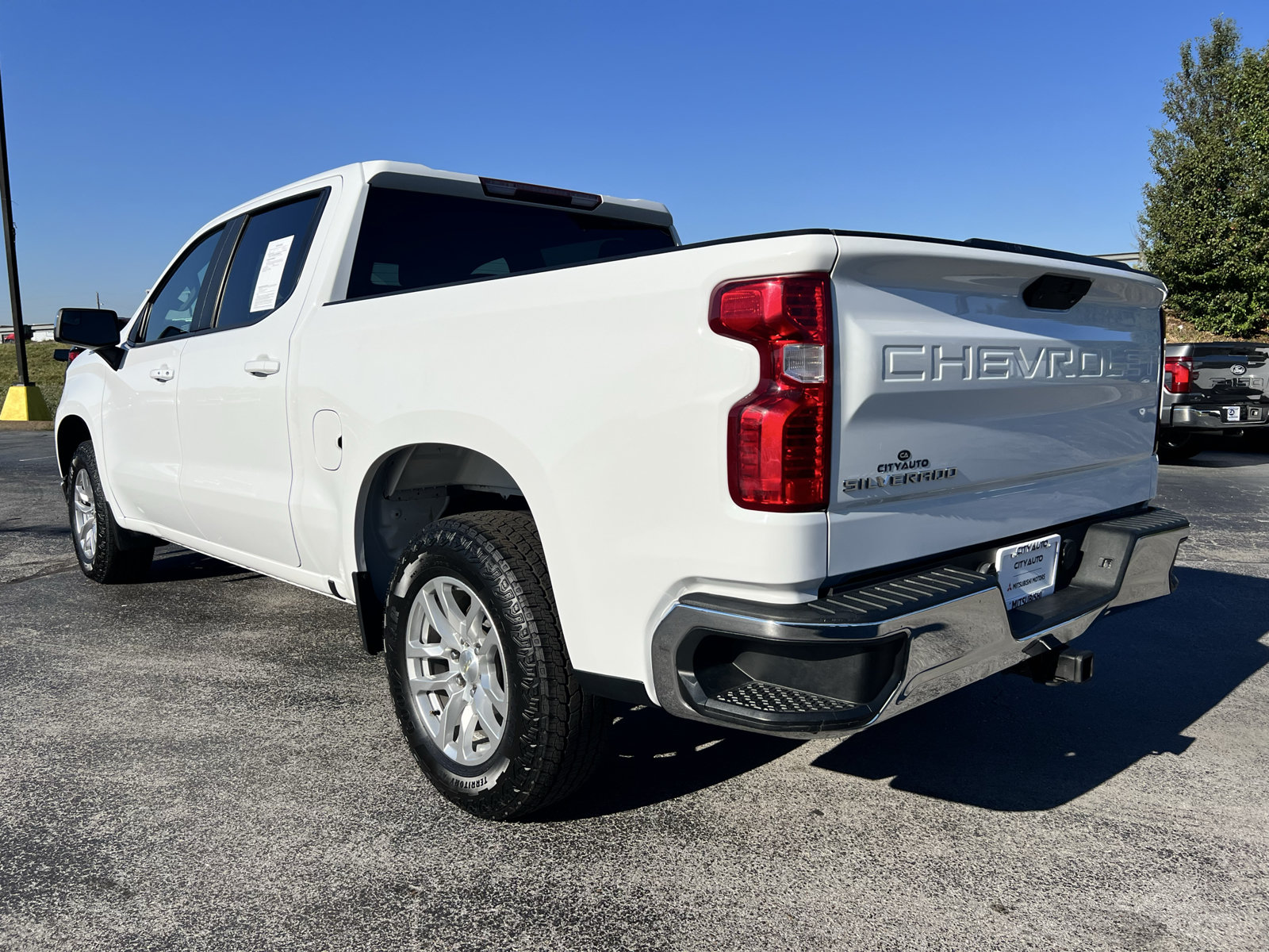 Used 2021 Chevrolet Silverado 1500 LT RWD image 6