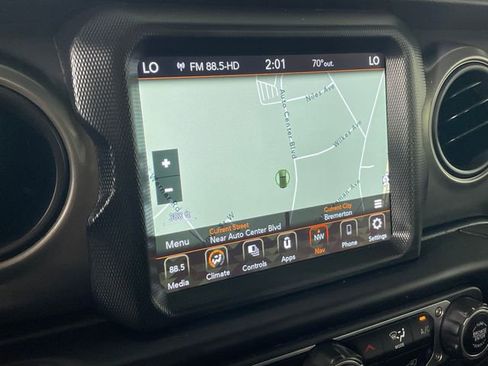 Certified 2023 Jeep Wrangler Unlimited AWD/4WD image 8