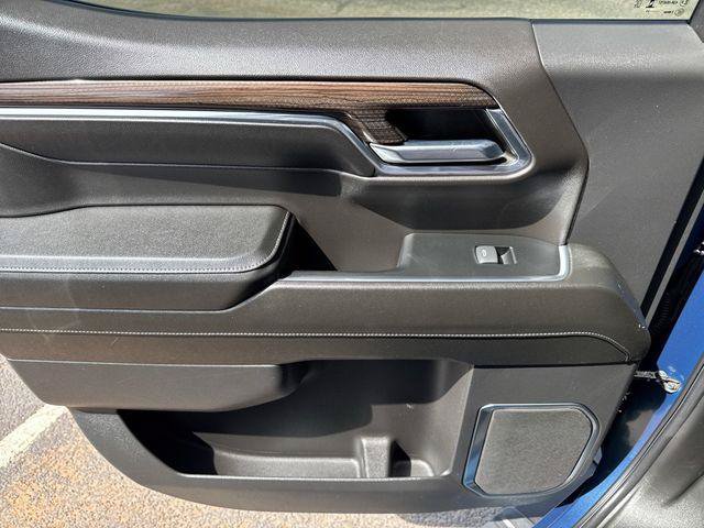 Used 2024 Chevrolet Silverado 1500 LT AWD/4WD image 33