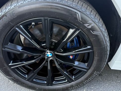 Used 2023 BMW X6 xDrive40i w/ Executive Package image 15