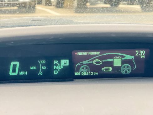 Used 2010 Toyota Prius Two FWD image 20