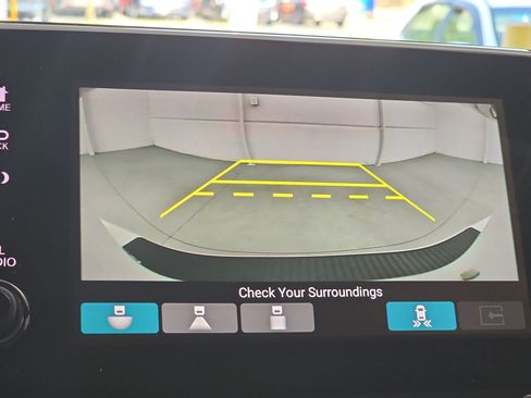 Used 2023 Honda Odyssey Touring image 24