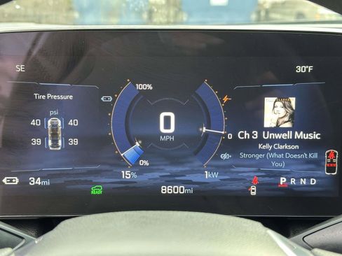 Used 2025 Chevrolet Equinox EV LT image 19