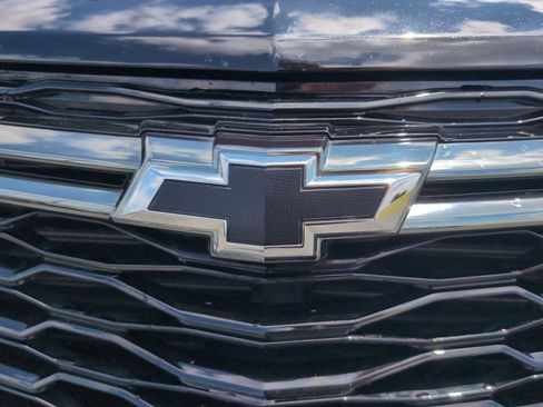 Used 2023 Chevrolet Equinox RS FWD image 29