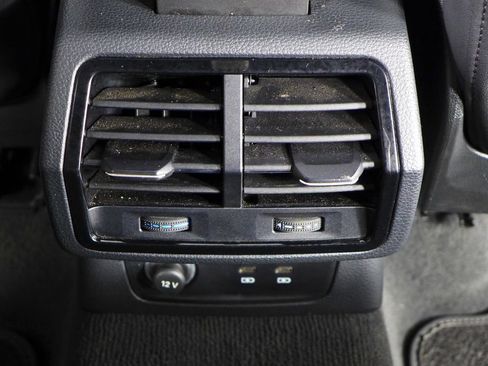 Used 2022 Audi Q3 2.0T Premium w/ Convenience Package image 24