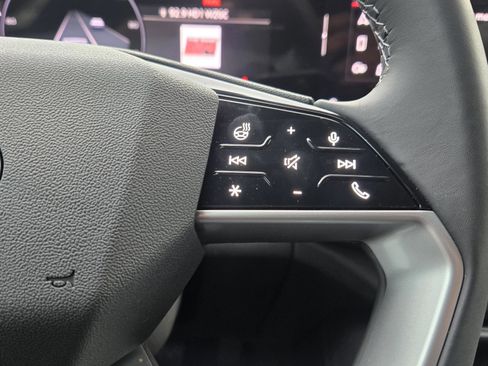 New 2025 Audi Q5 Premium image 18