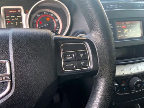 Used 2016 Dodge Journey SE w/ Flexible Seating Group image 25