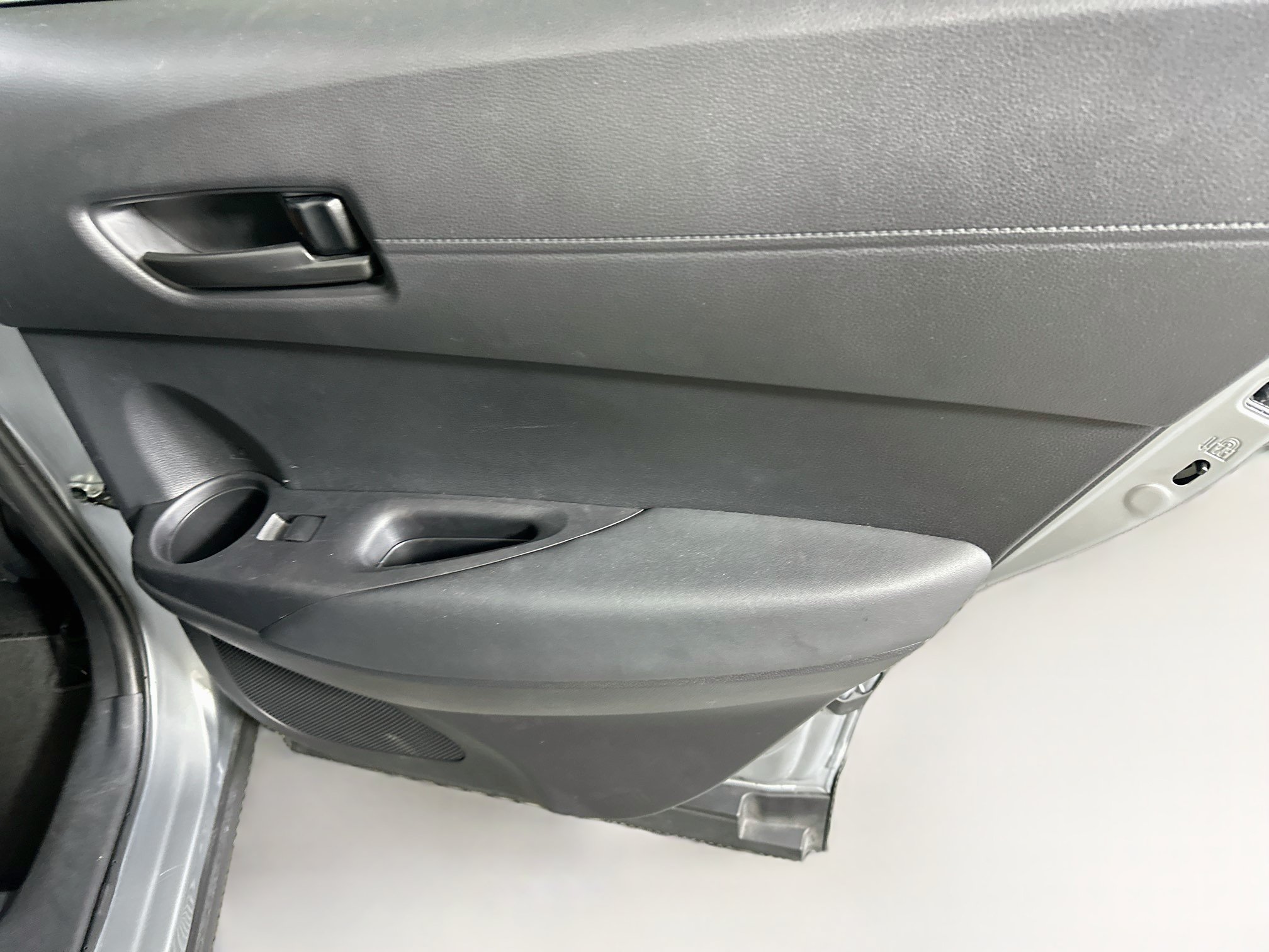 Used 2026 Toyota Corolla Cross LE FWD image 29