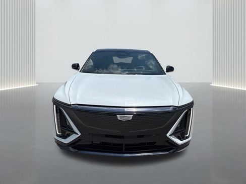 New 2027 Cadillac Lyriq Sport RWD image 2