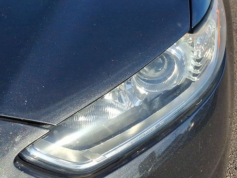 Used 2015 Ford Fusion Titanium image 8