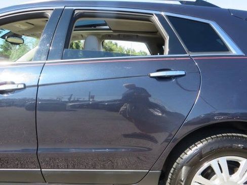Used 2015 Cadillac SRX Luxury w/ Driver Awareness Package AWD/4WD image 48