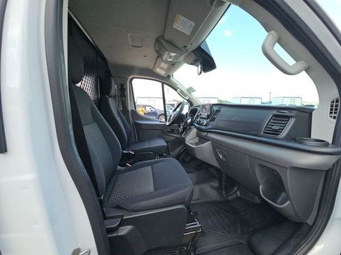 Used 2024 Ford Transit 250 Low Roof w/ Exterior Upgrade Package RWD image 8