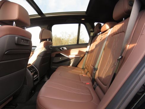 Used 2020 BMW X5 xDrive50i image 21