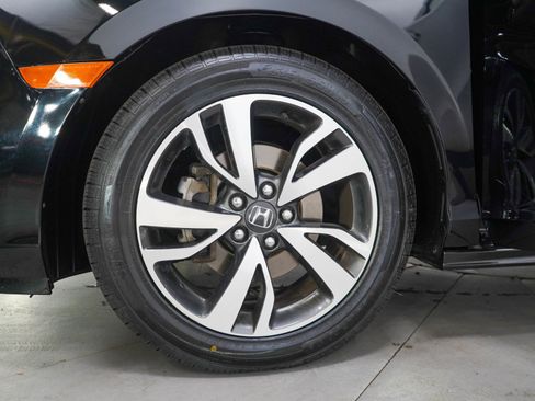 Used 2023 Honda Odyssey Touring image 33