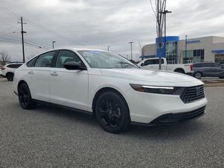 Certified 2025 Honda Accord SE video 3