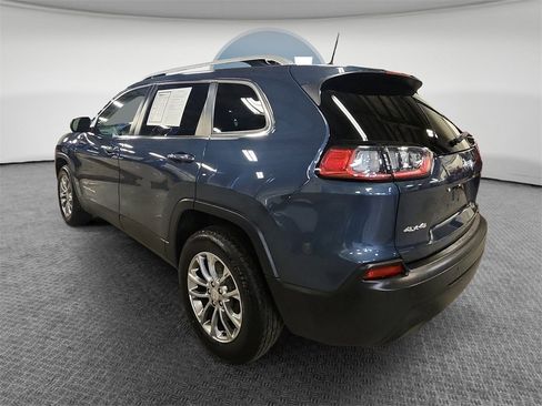 Used 2019 Jeep Cherokee Latitude Plus w/ Cold Weather Group image 6