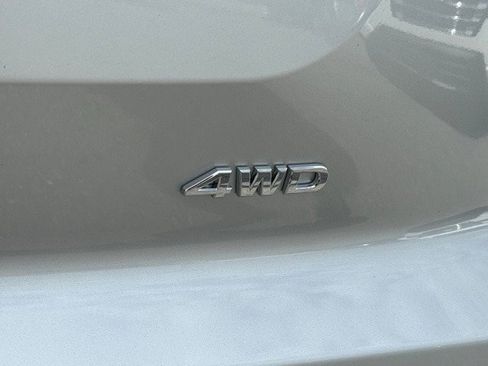 New 2025 Nissan Pathfinder SV image 16