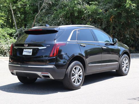 Used 2021 Cadillac XT5 Premium Luxury FWD image 9