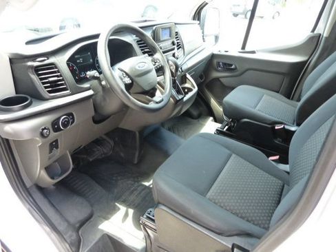 Used 2024 Ford Transit 250 Low Roof w/ Exterior Upgrade Package RWD image 28