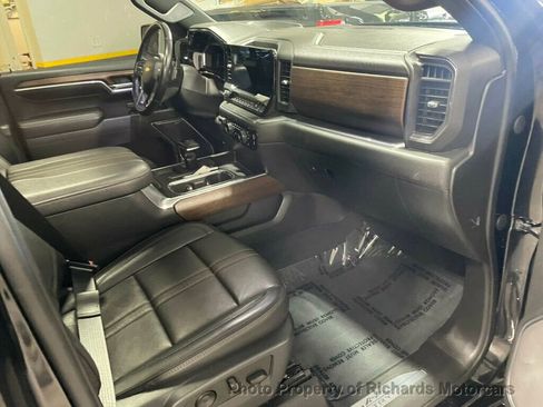 Used 2023 Chevrolet Silverado 1500 High Country w/ High Country Premium Package image 23