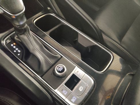 Used 2020 Kia Telluride S FWD image 26