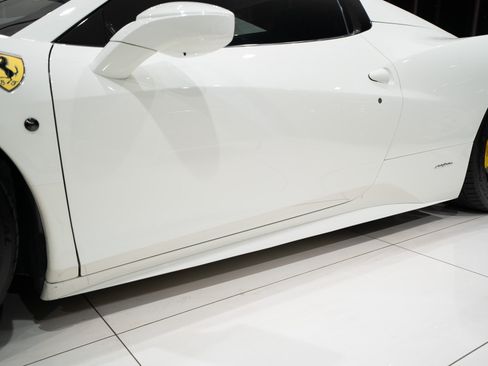 Used 2013 Ferrari 458 Spider RWD image 45