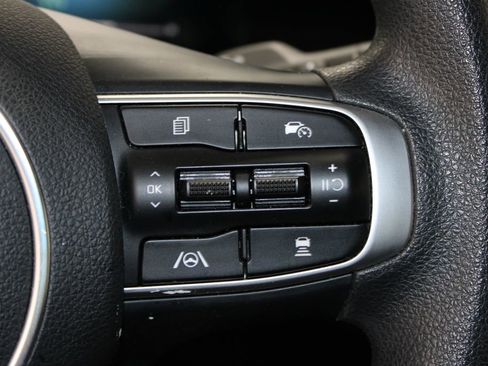 Used 2025 Kia K5 LXS FWD image 27