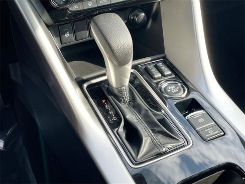 New 2025 Mitsubishi Eclipse Cross SEL image 16