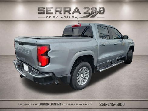 Used 2024 Chevrolet Colorado LT w/ LT Convenience Package III RWD image 5