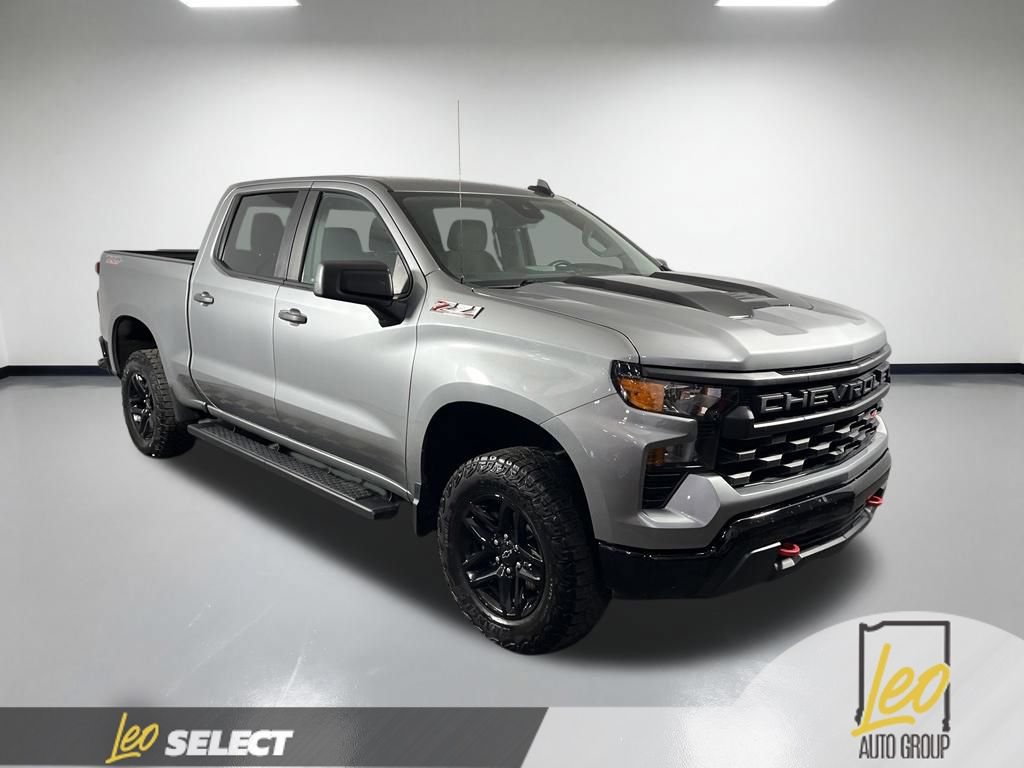 Used 2023 Chevrolet Silverado 1500 Custom Trail Boss AWD/4WD image 4