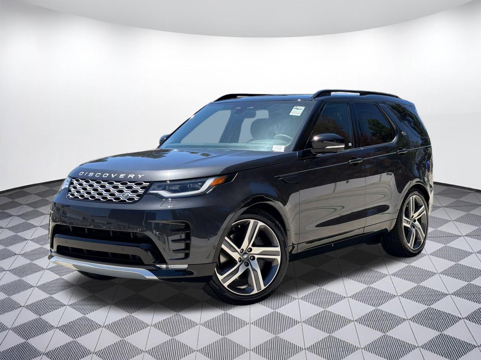 New 2026 Land Rover Discovery Limited Edition AWD/4WD image 1