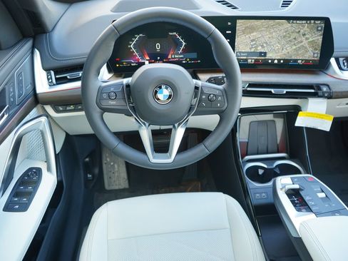 New 2026 BMW X1 xDrive28i w/ Technology Package image 16