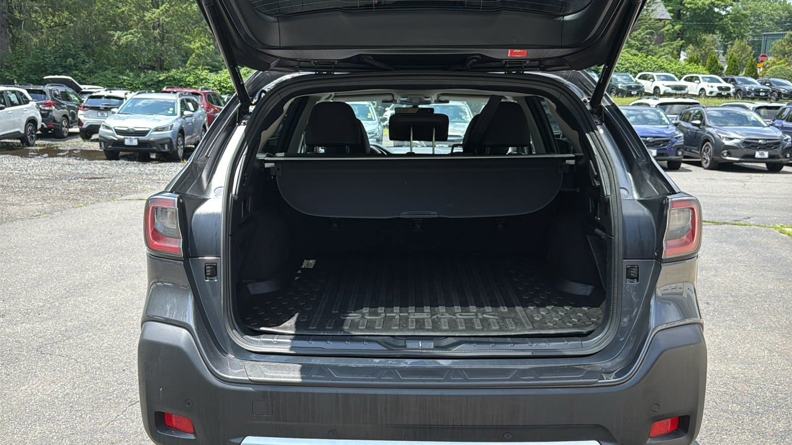 Used 2023 Subaru Outback Limited AWD/4WD image 26