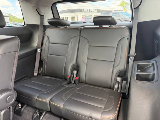 Used 2023 GMC Acadia AT4 w/ Preferred Package AWD/4WD image 9