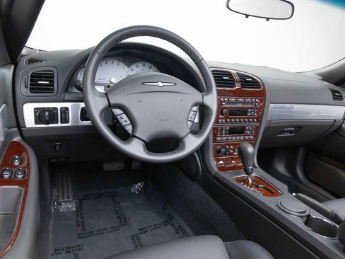 Used 2002 Ford Thunderbird RWD image 6
