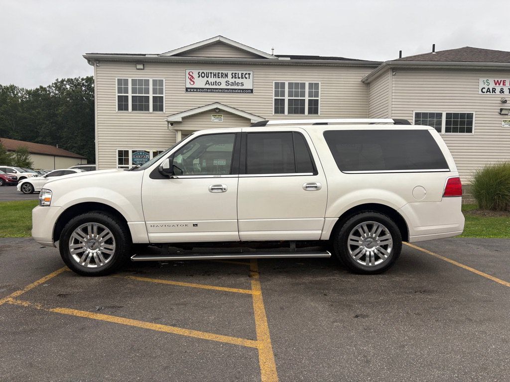 Used 2014 Lincoln Navigator L 4WD w/ Equipment Group 101A image 1