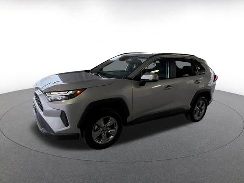 Used 2025 Toyota RAV4 XLE w/ Convenience Package image 10