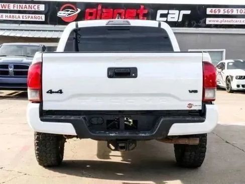 Used 2021 Toyota Tacoma SR5 w/ Trail Edition AWD/4WD image 13