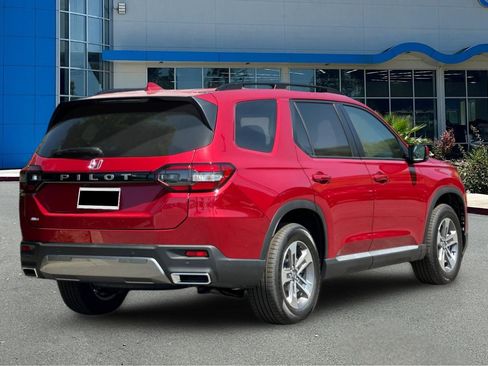 New 2026 Honda Pilot EX-L image 8