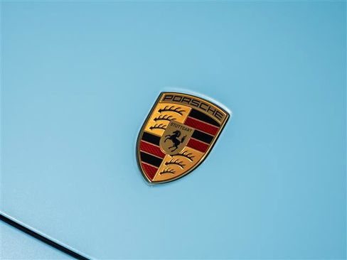 New 2026 Porsche Macan Electric image 13