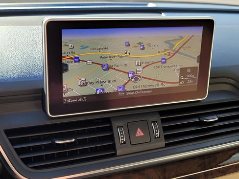 Used 2018 Audi Q5 2.0T Premium Plus image 18