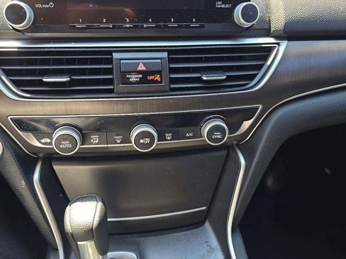 Used 2019 Honda Accord LX image 8