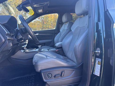 Used 2019 Audi SQ5 Premium Plus w/ Premium Plus Package image 25