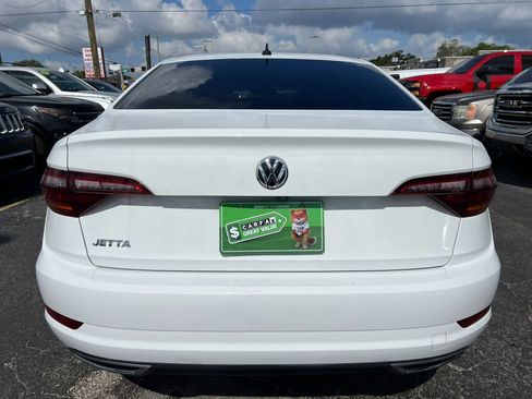 Used 2019 Volkswagen Jetta R-Line FWD image 6